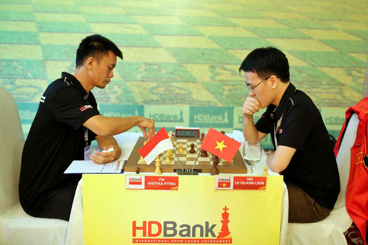 Giải Cờ vua Quốc tế HDBank 2017- Ván 1
