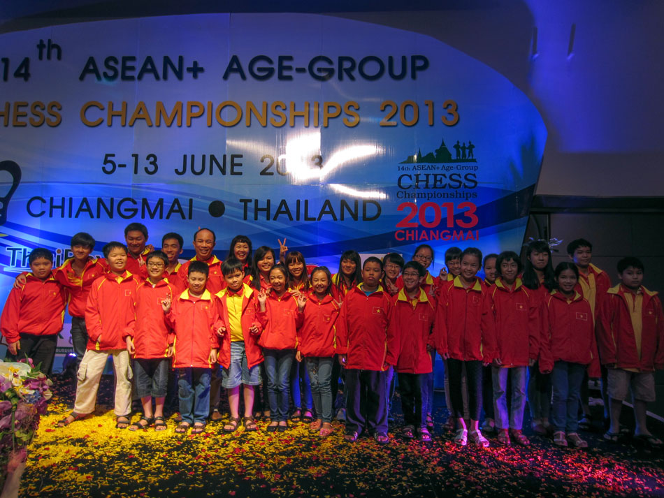 Việt Nam đoạt 71HCV, 31HCB, 39HCĐ tại Giải cờ vua các nhóm tuổi Đông Nam Á 2013