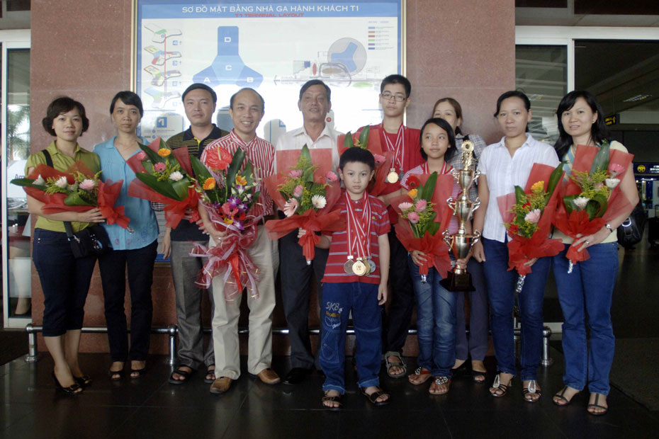 Việt Nam đoạt 15V, 17B, 8Đ tại Giải vô địch cờ vua trẻ Châu Á năm 2012